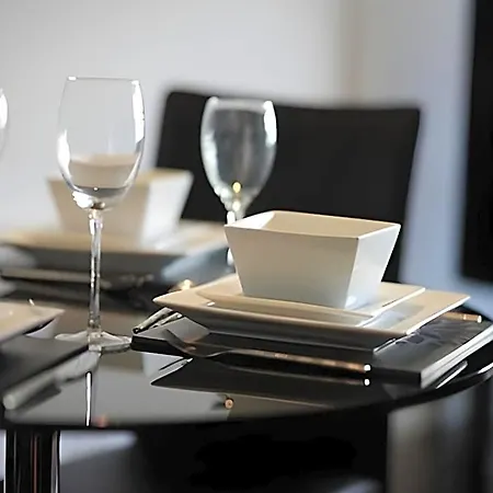 فندق Gateway Serviced 4*